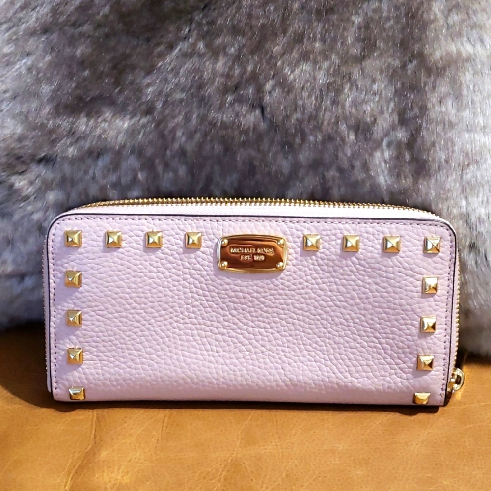 Michael Kors Jet Set Studded Continental Leather Wallet in Blossom